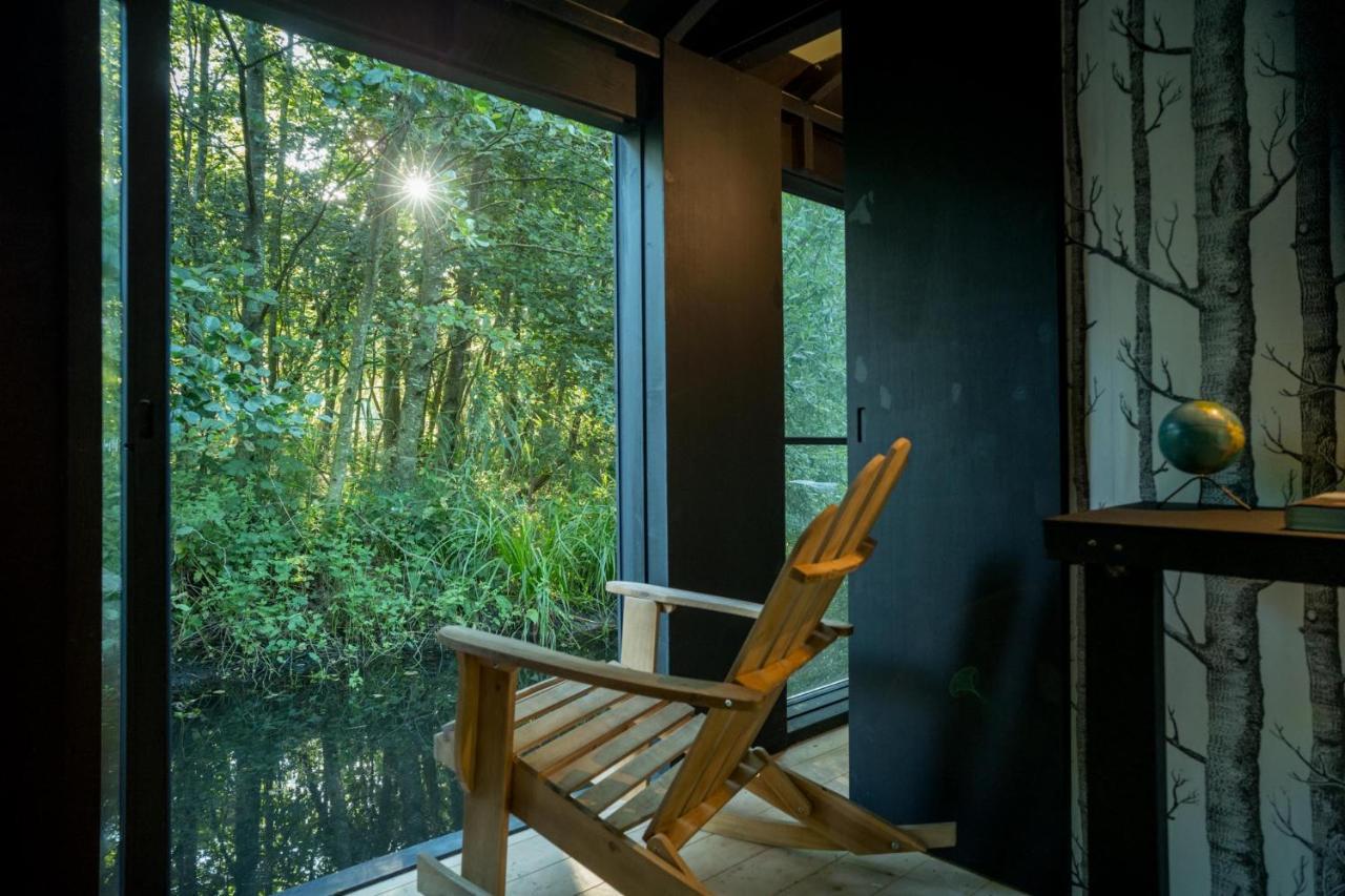 Ecolodge Le Bruit De L'Eau Saint-Quentin-en-Tourmont Exteriör bild
