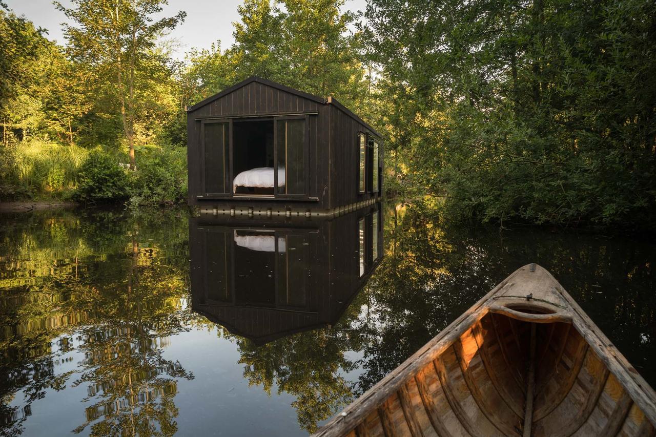 Ecolodge Le Bruit De L'Eau Saint-Quentin-en-Tourmont Exteriör bild